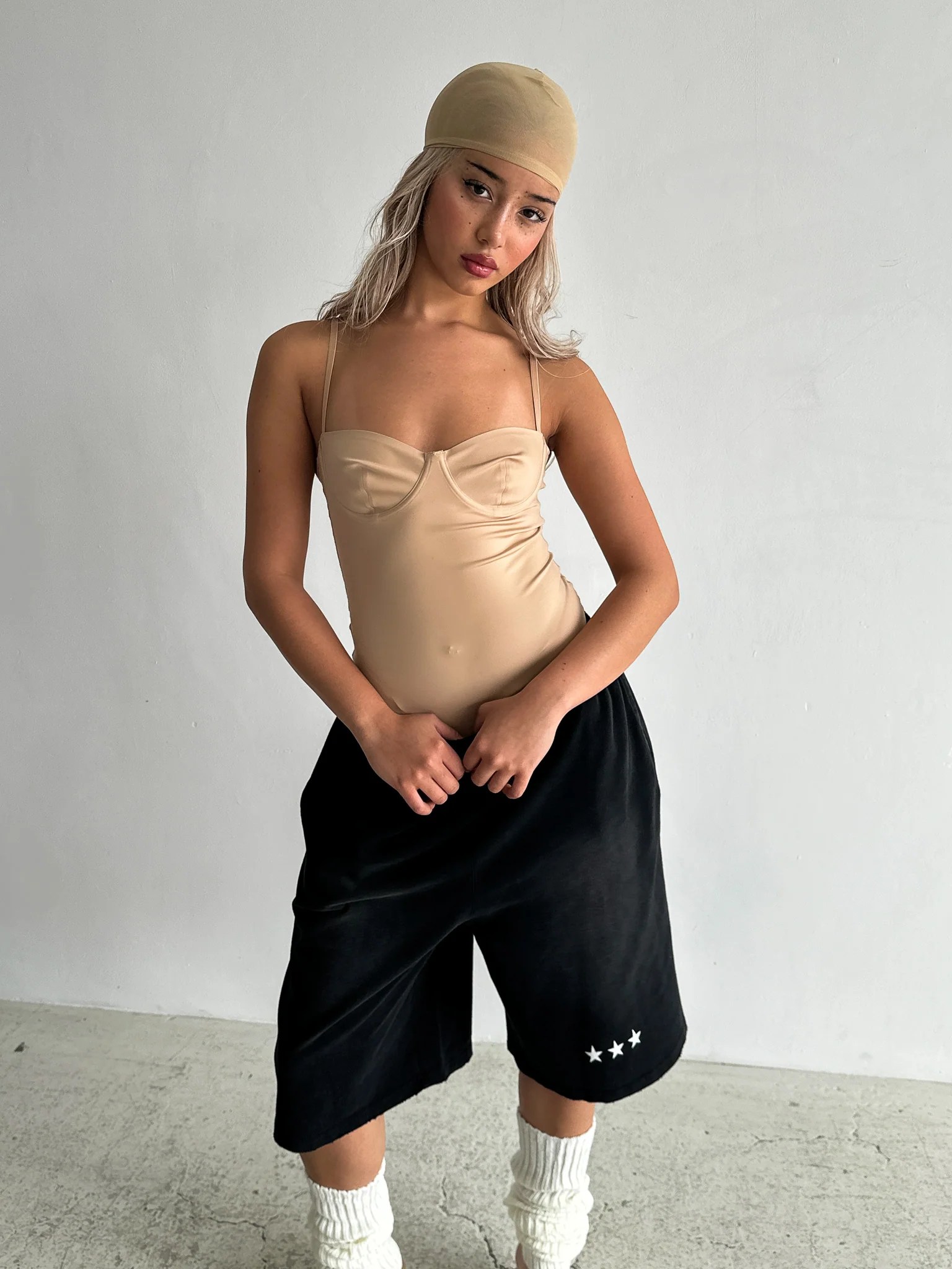 AGED SHORTS - Black - Image 3