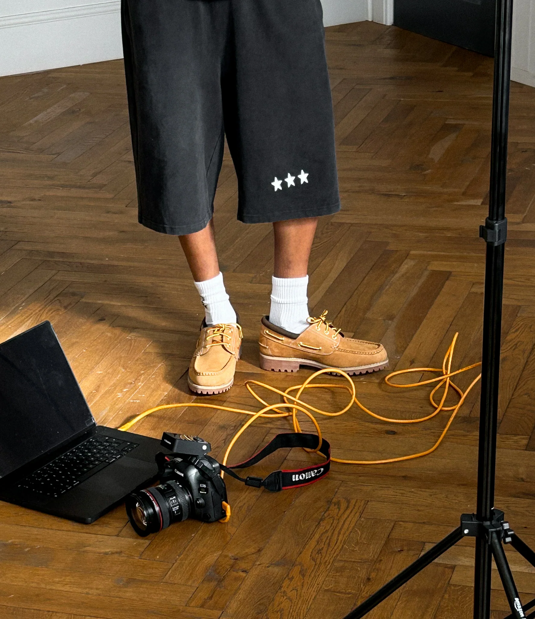 AGED SHORTS - Black - Image 5