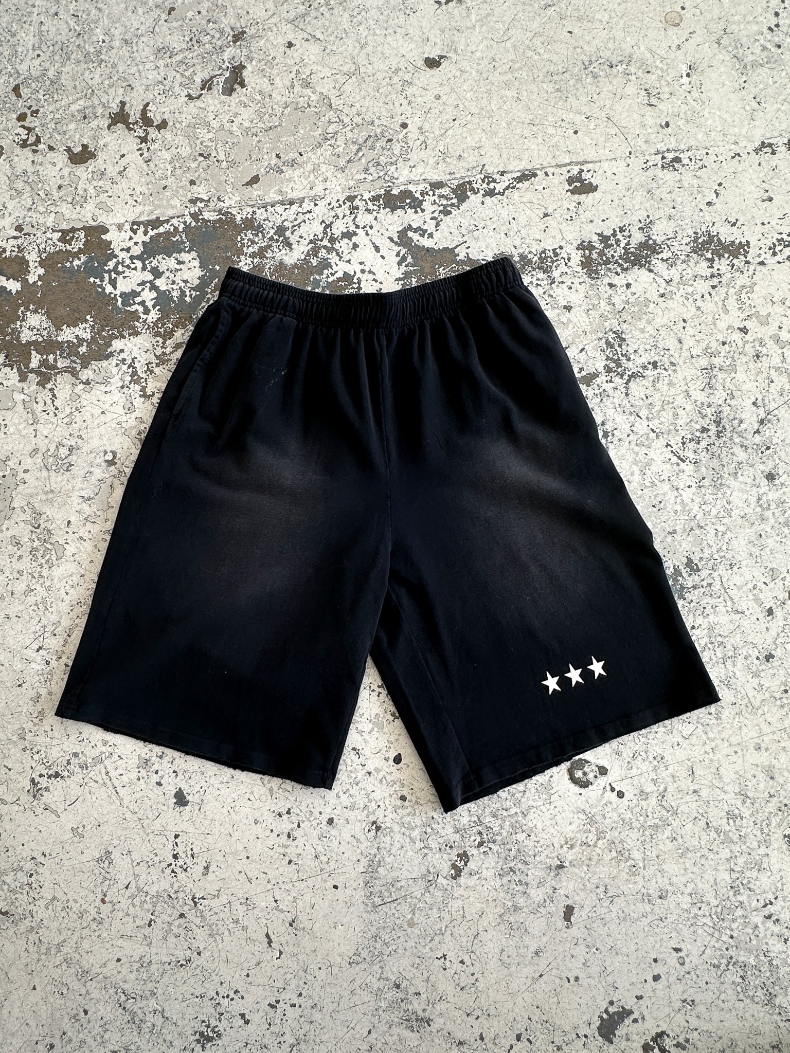 AGED SHORTS - Black - Image 9