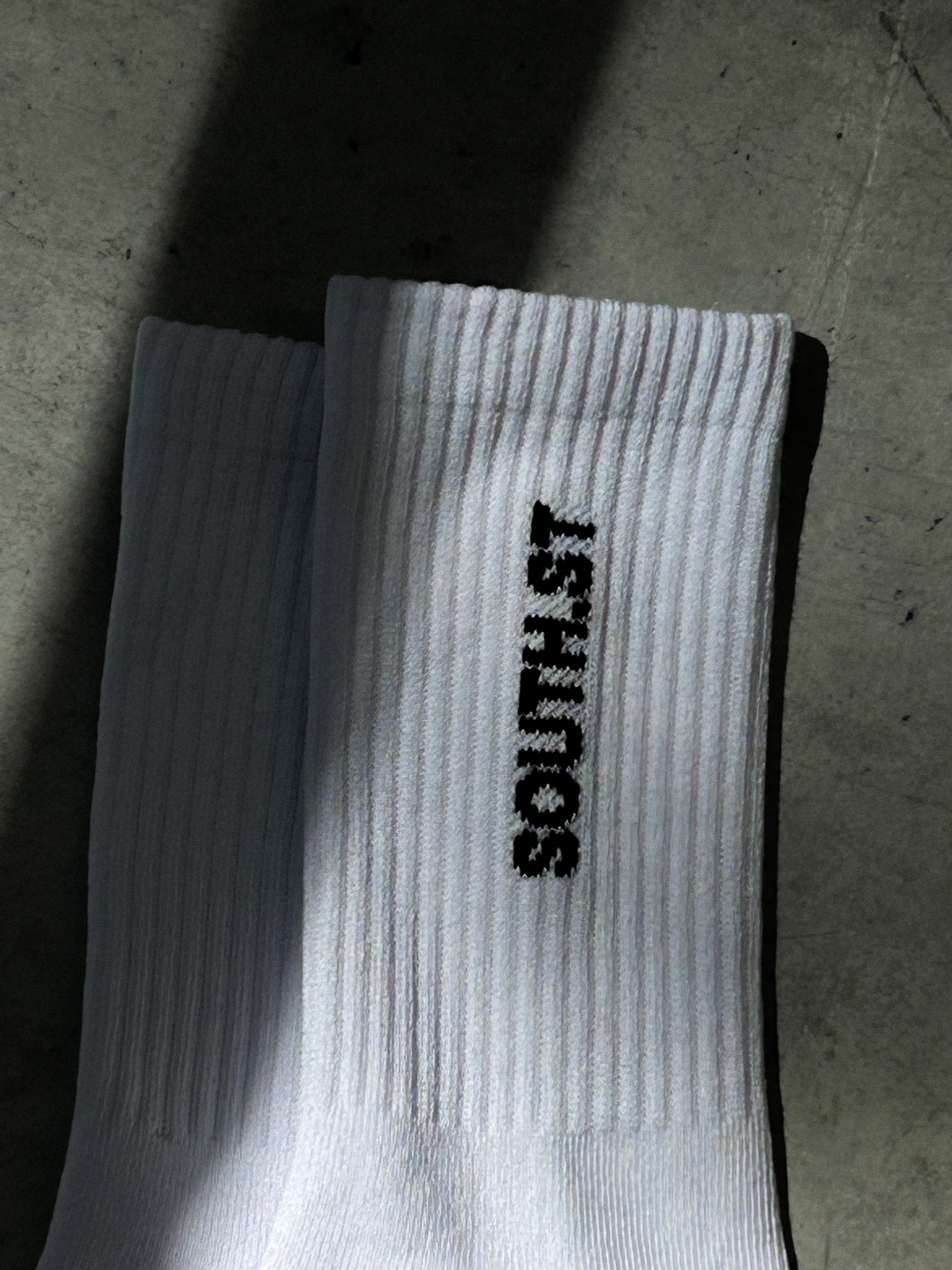 "CREW" SOCKS - White - Image 4