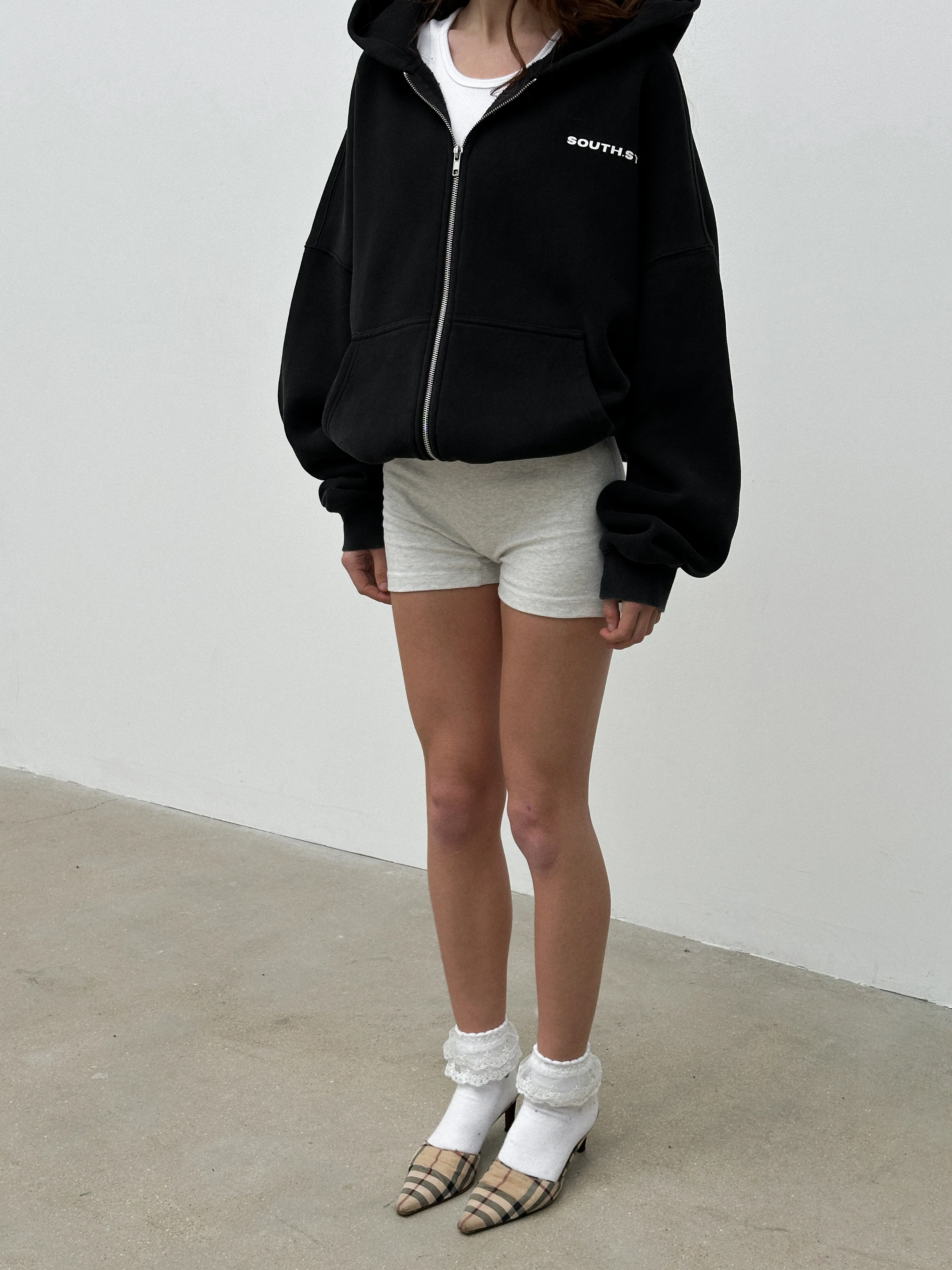 SIGNATURE HOODY - Washed Black - Image 9