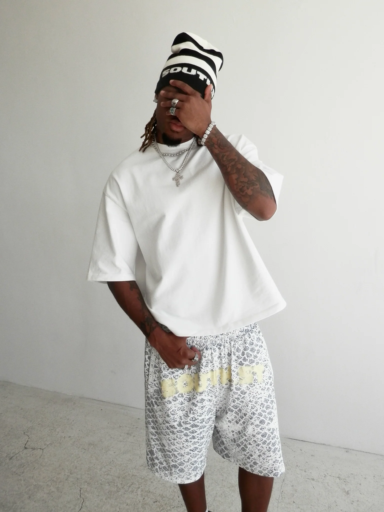 SNAKE PRINT SHORTS - Yellow - Image 5