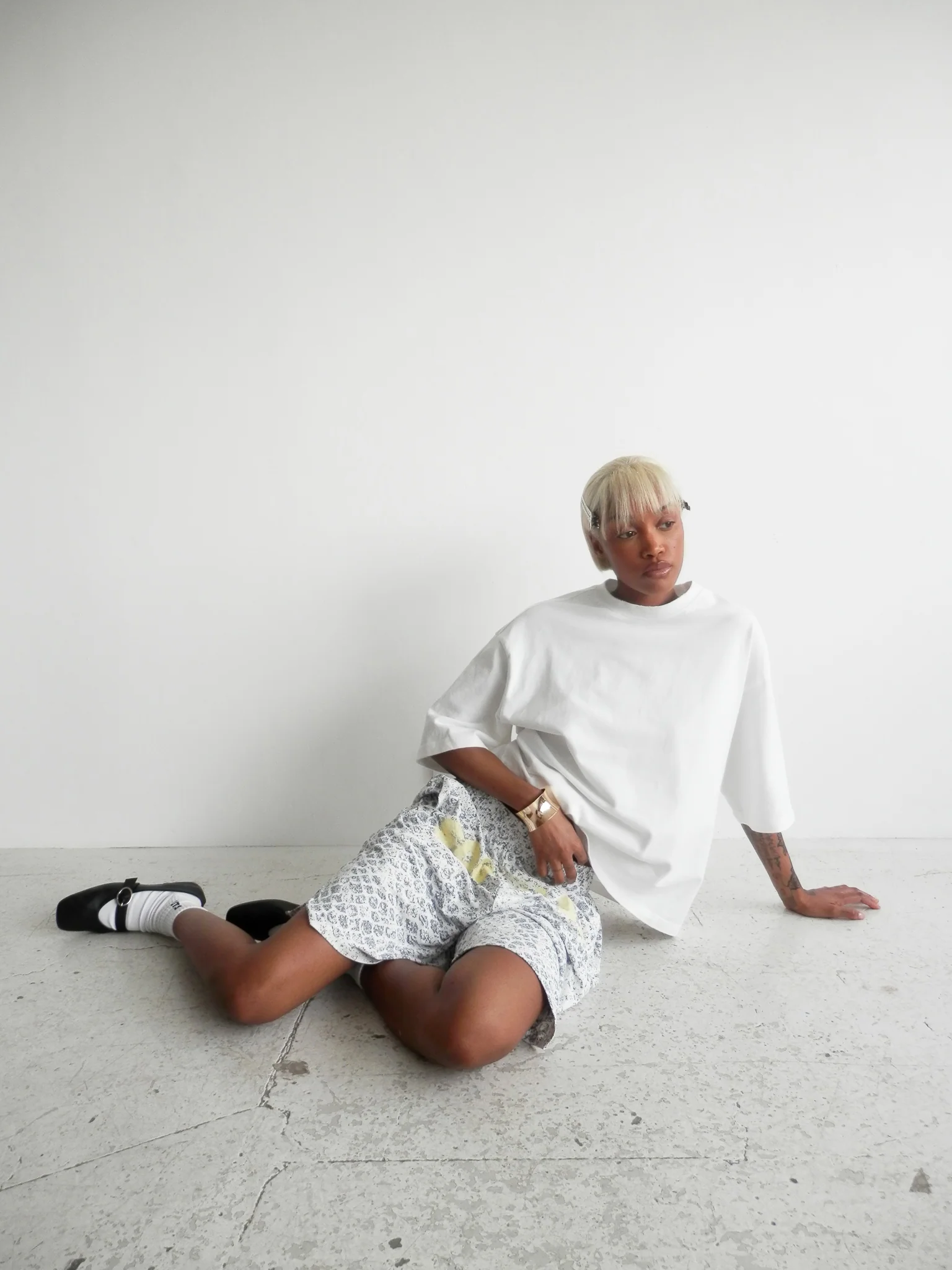 SNAKE PRINT SHORTS - Yellow - Image 8