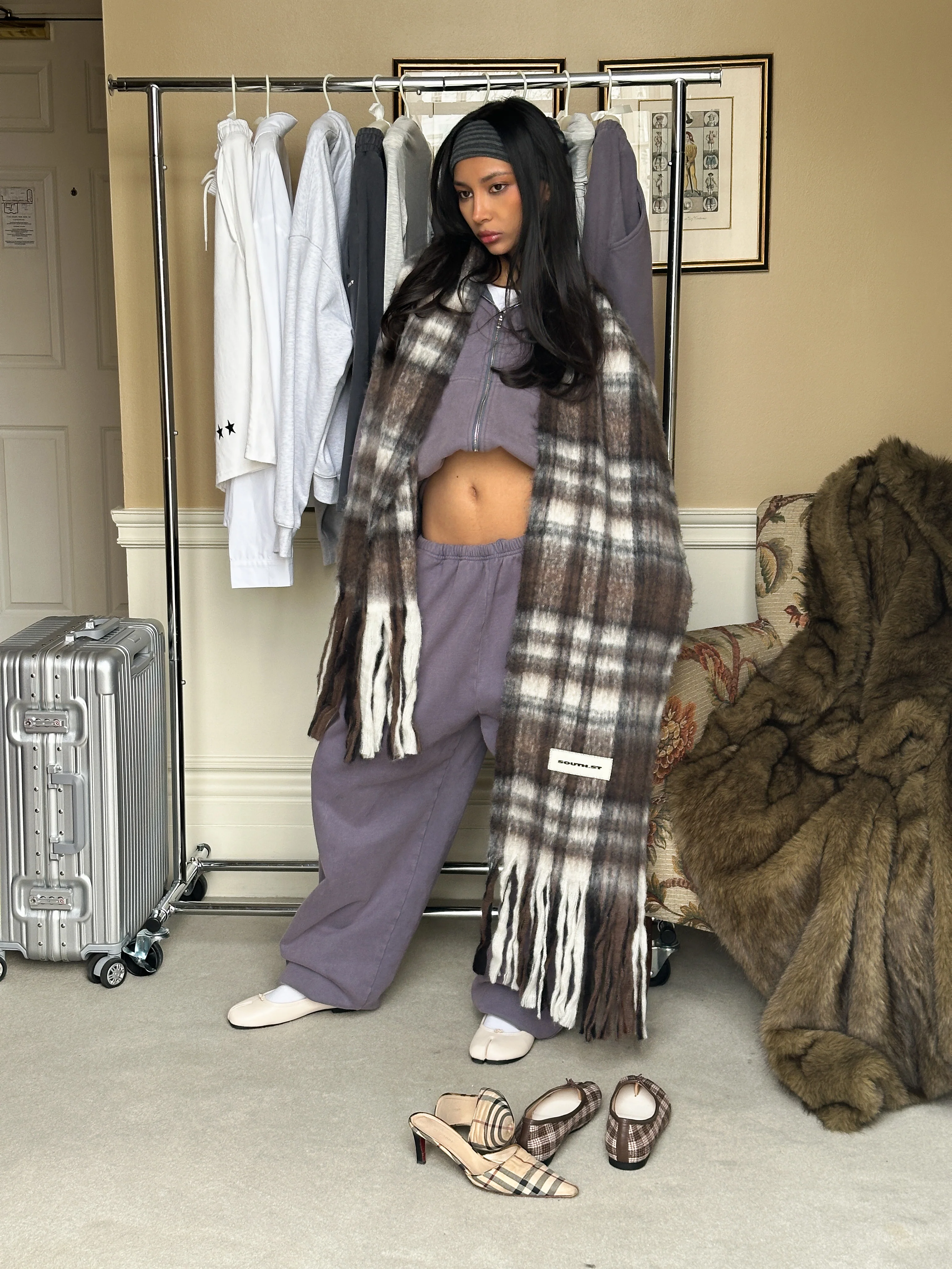 SST CHECKERED SCARF - Image 4