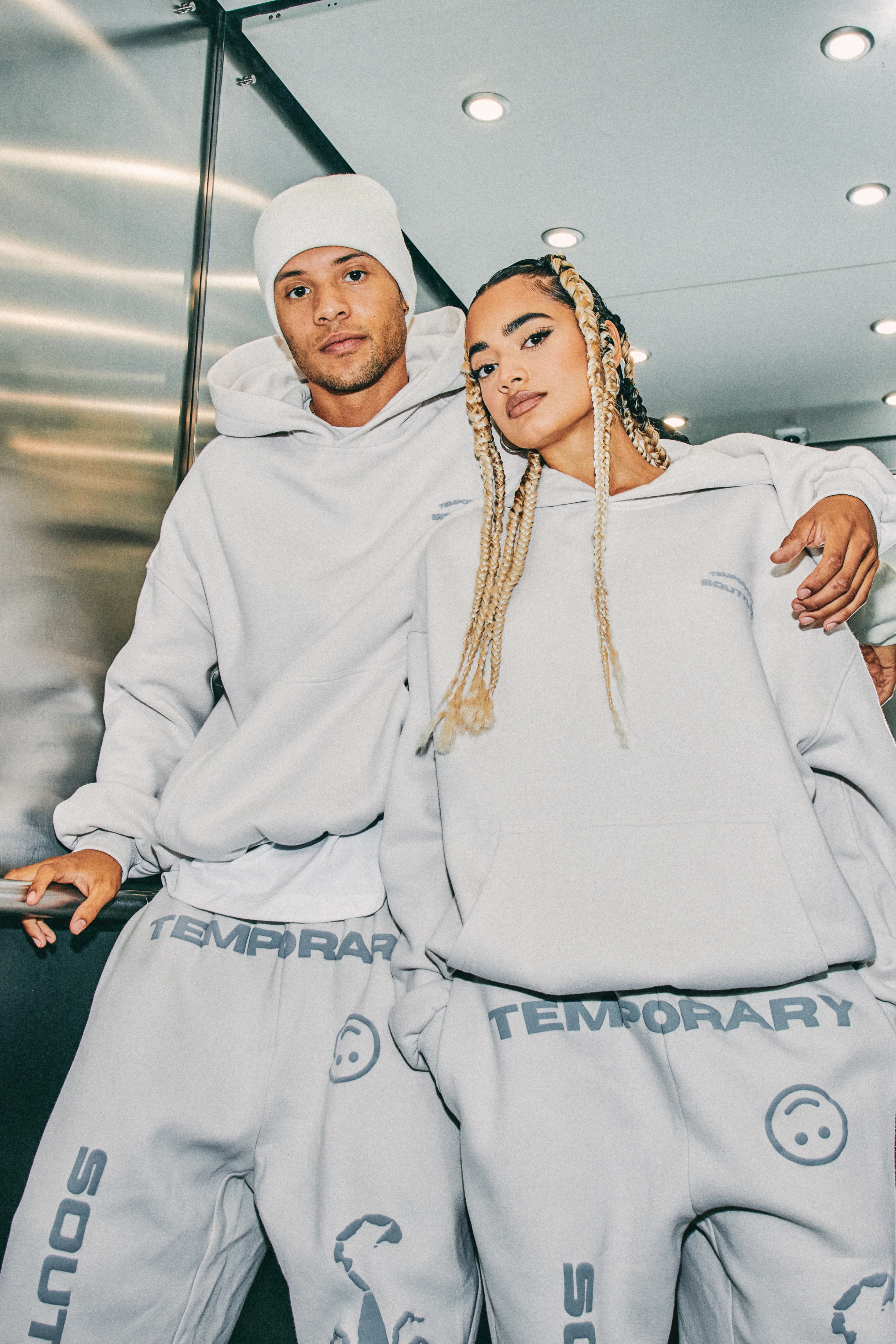 "STING" SWEATPANTS - Image 5