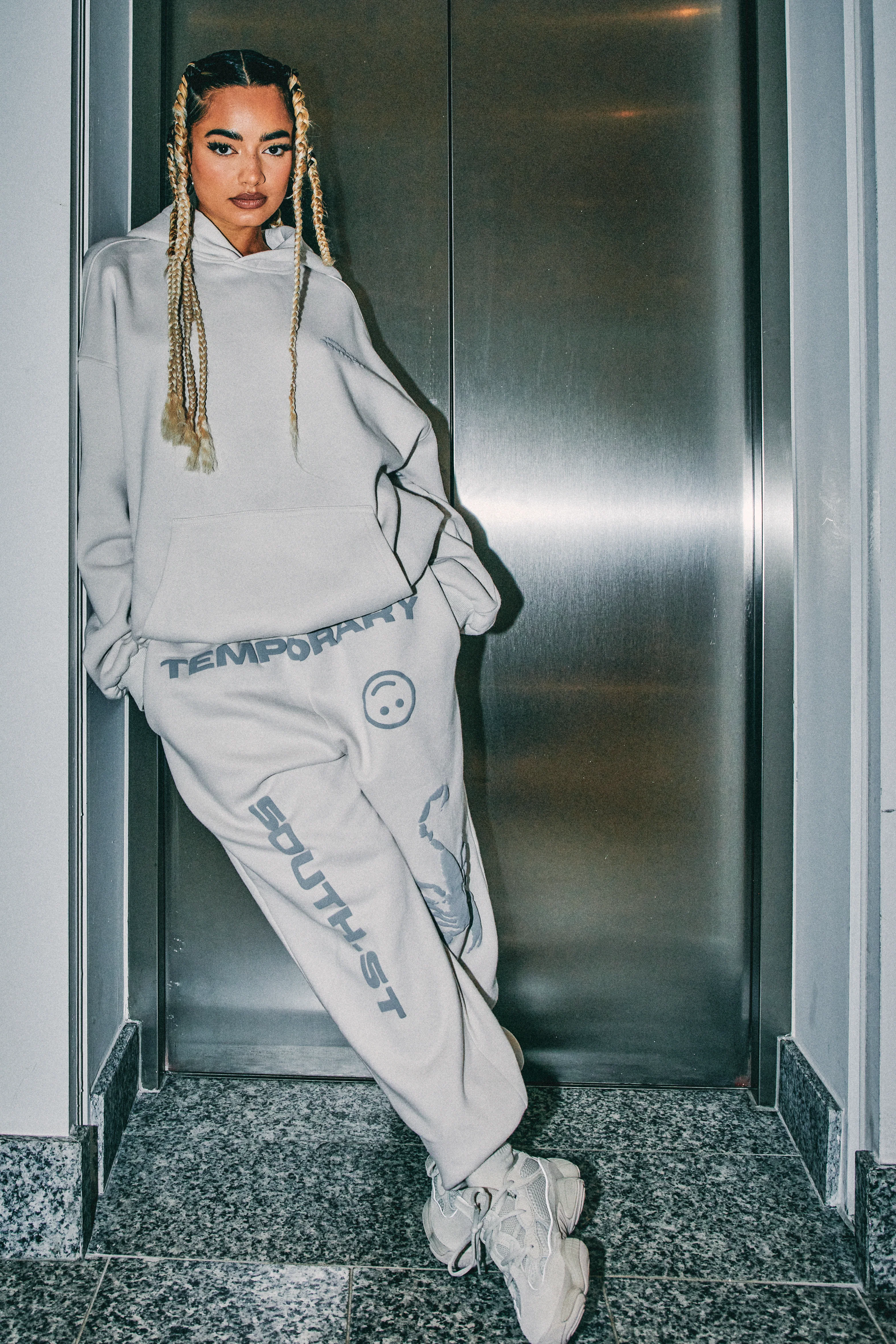 "STING" SWEATPANTS - Image 7